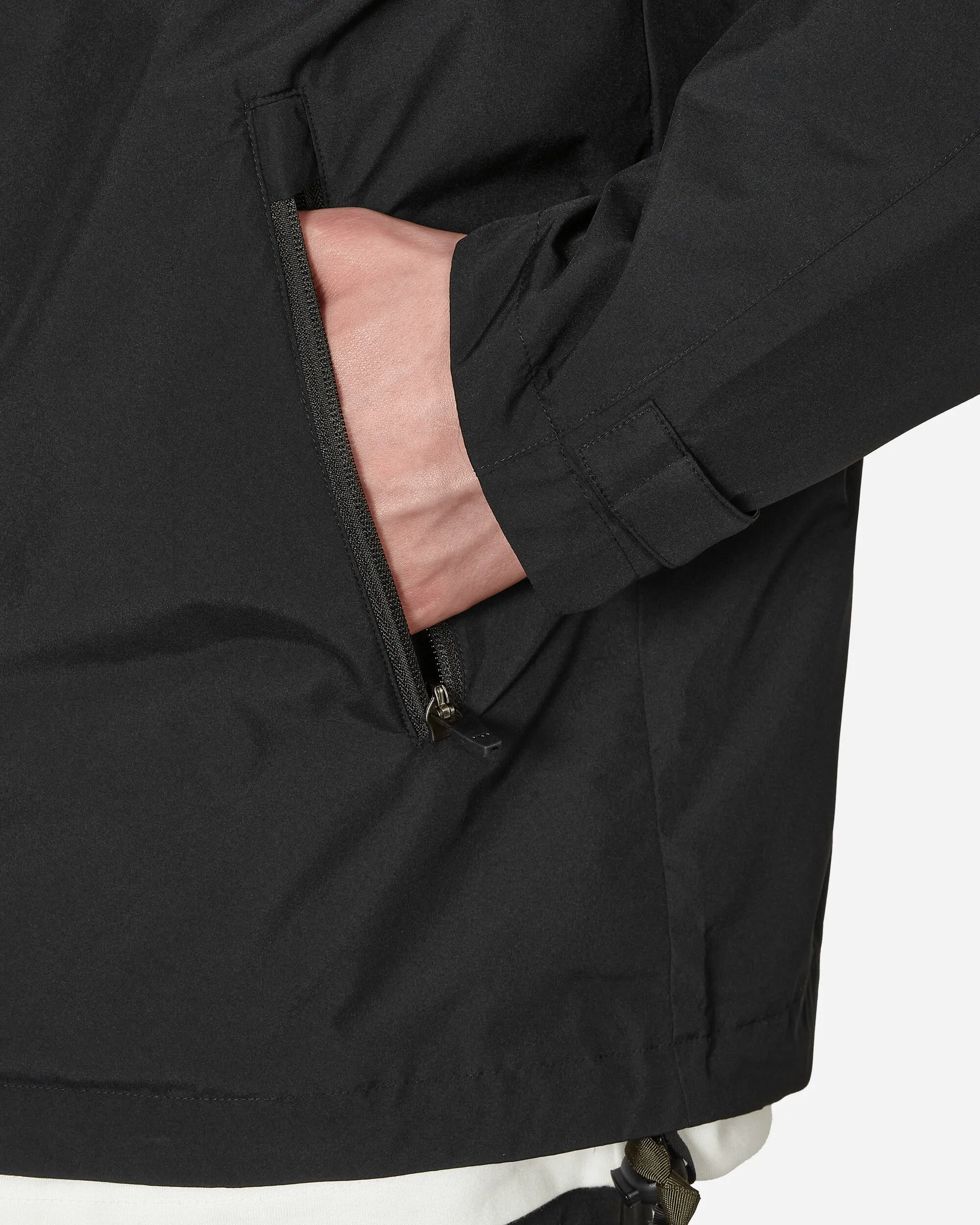 2L GORE-TEX INFINIUM™ WINDSTOPPER® Jacket Black