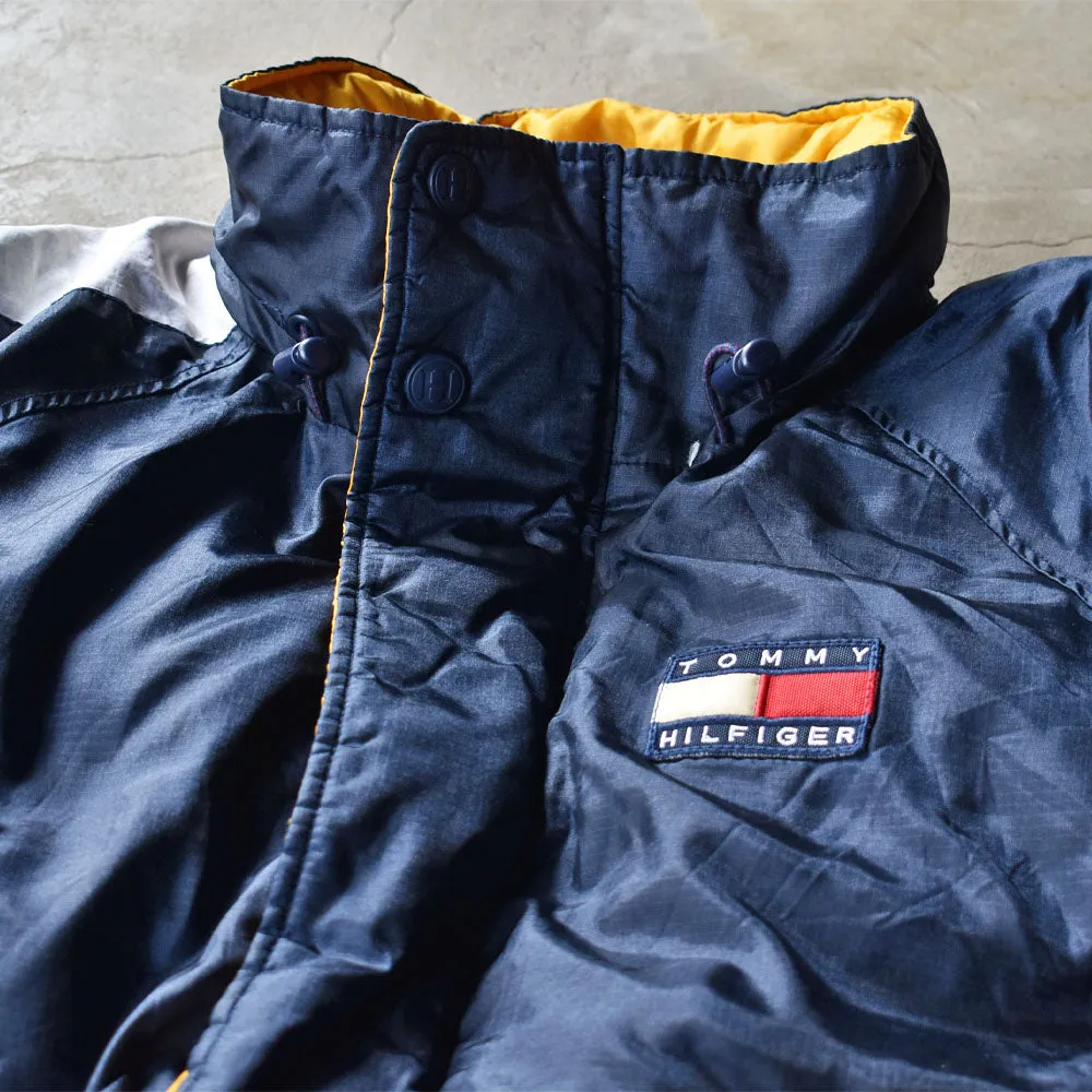 90’s TOMMY HILFIGER 中綿入り ナイロンジャケット 240218