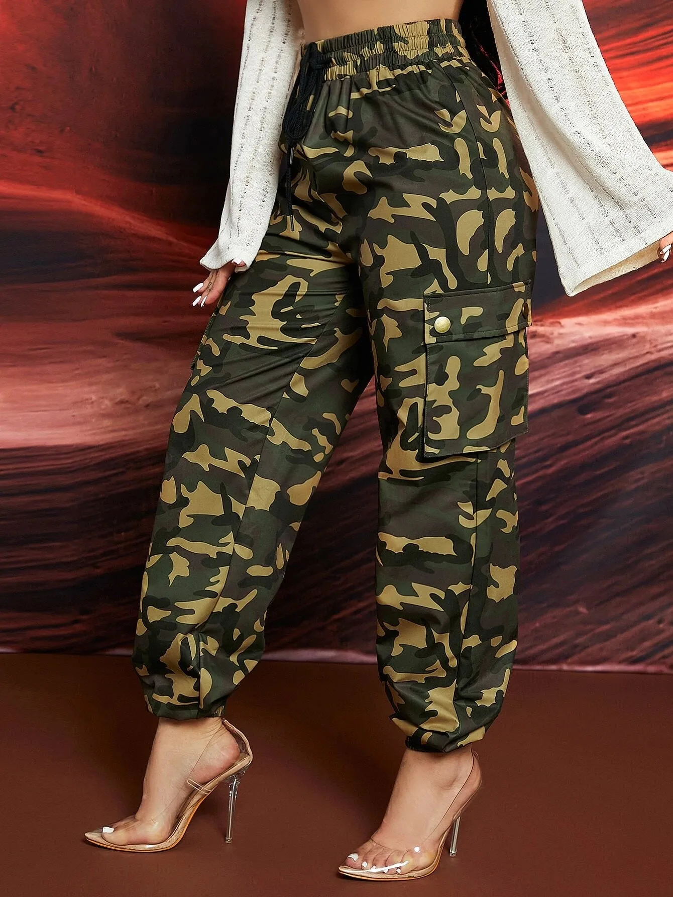 Camo Print Flap Pocket Cargo Pant