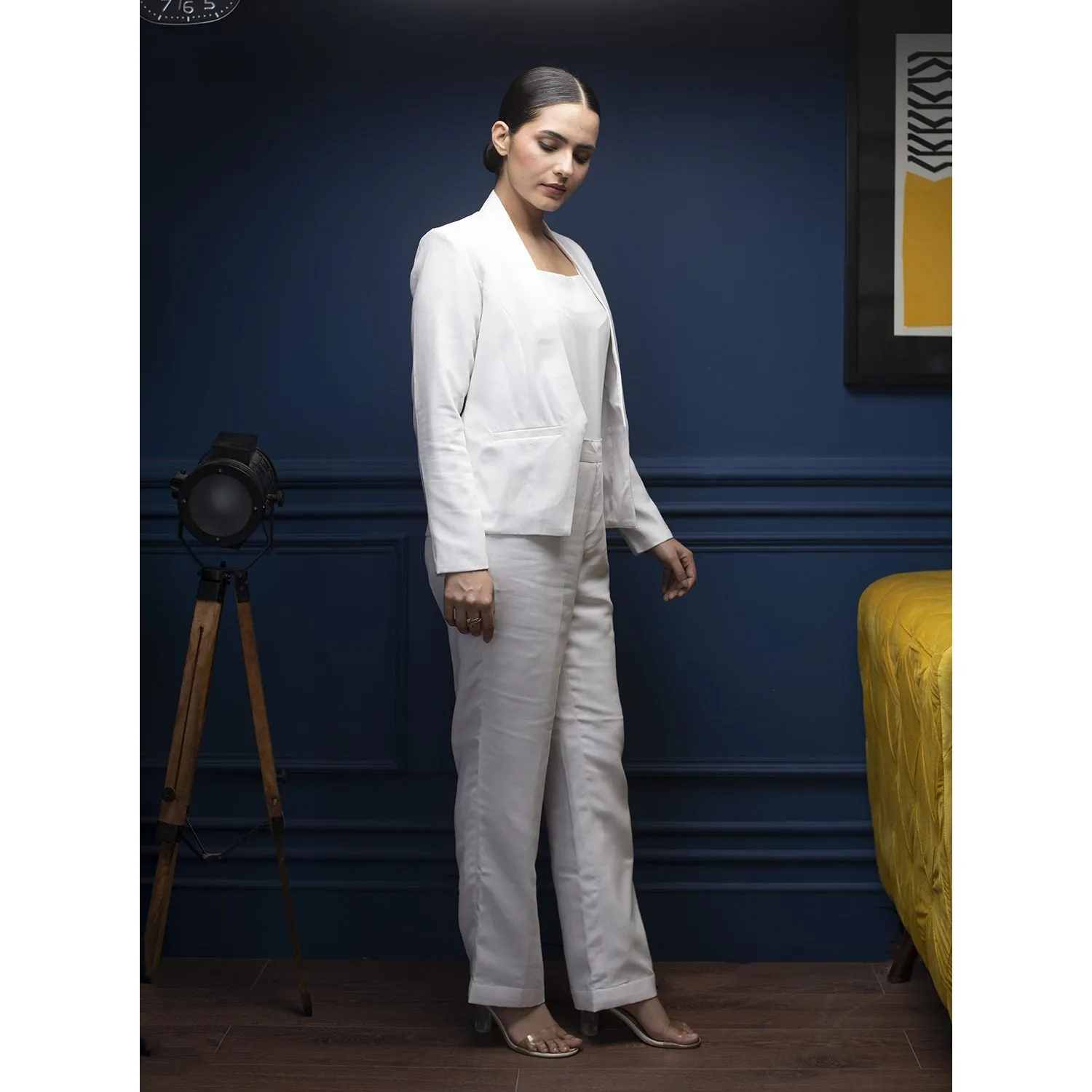 Classic Women's White Poly Moss Pant Suit