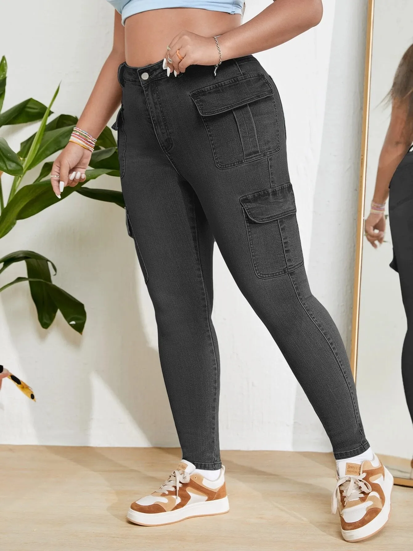 High Rise Jeans With Flap Pockets