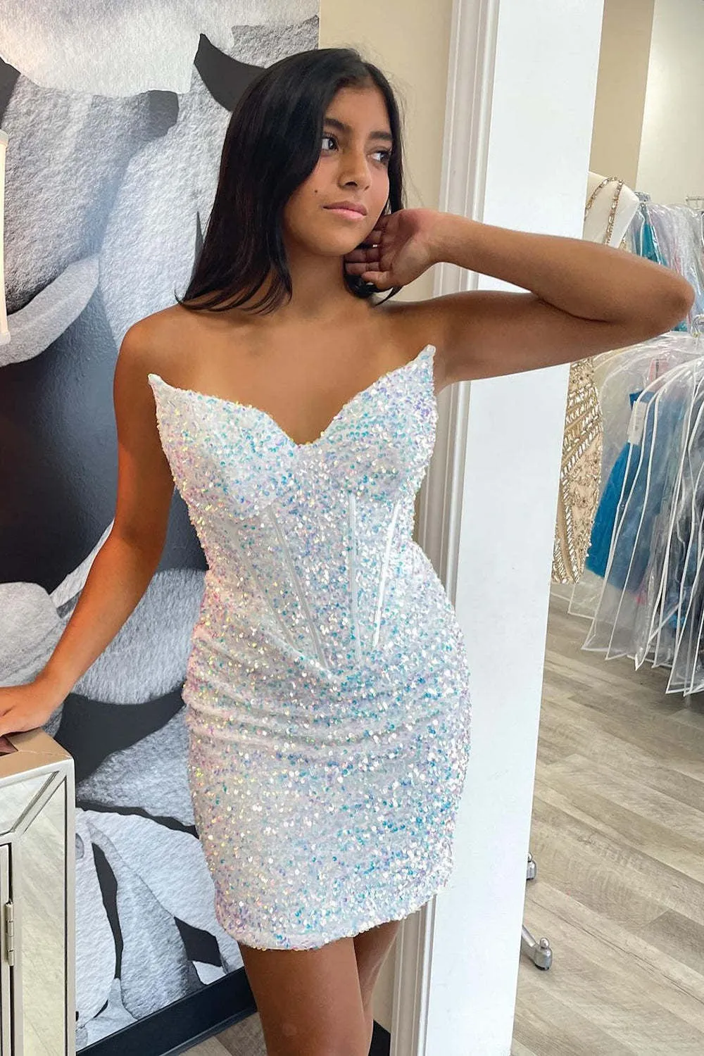 Pallid | Sweetheart Bodycon Sequins Homecoming Dress