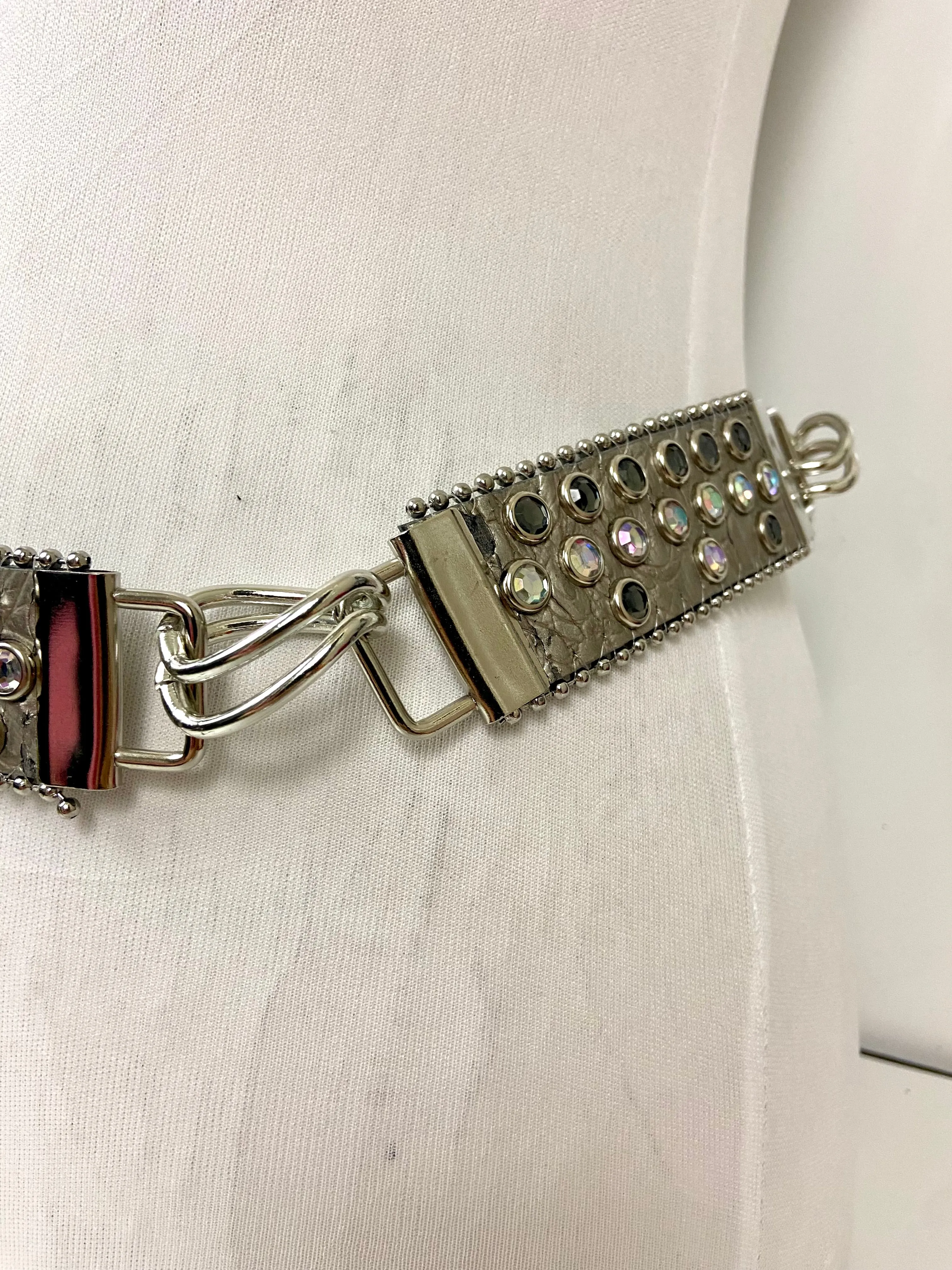 Reworked leather and chain belt