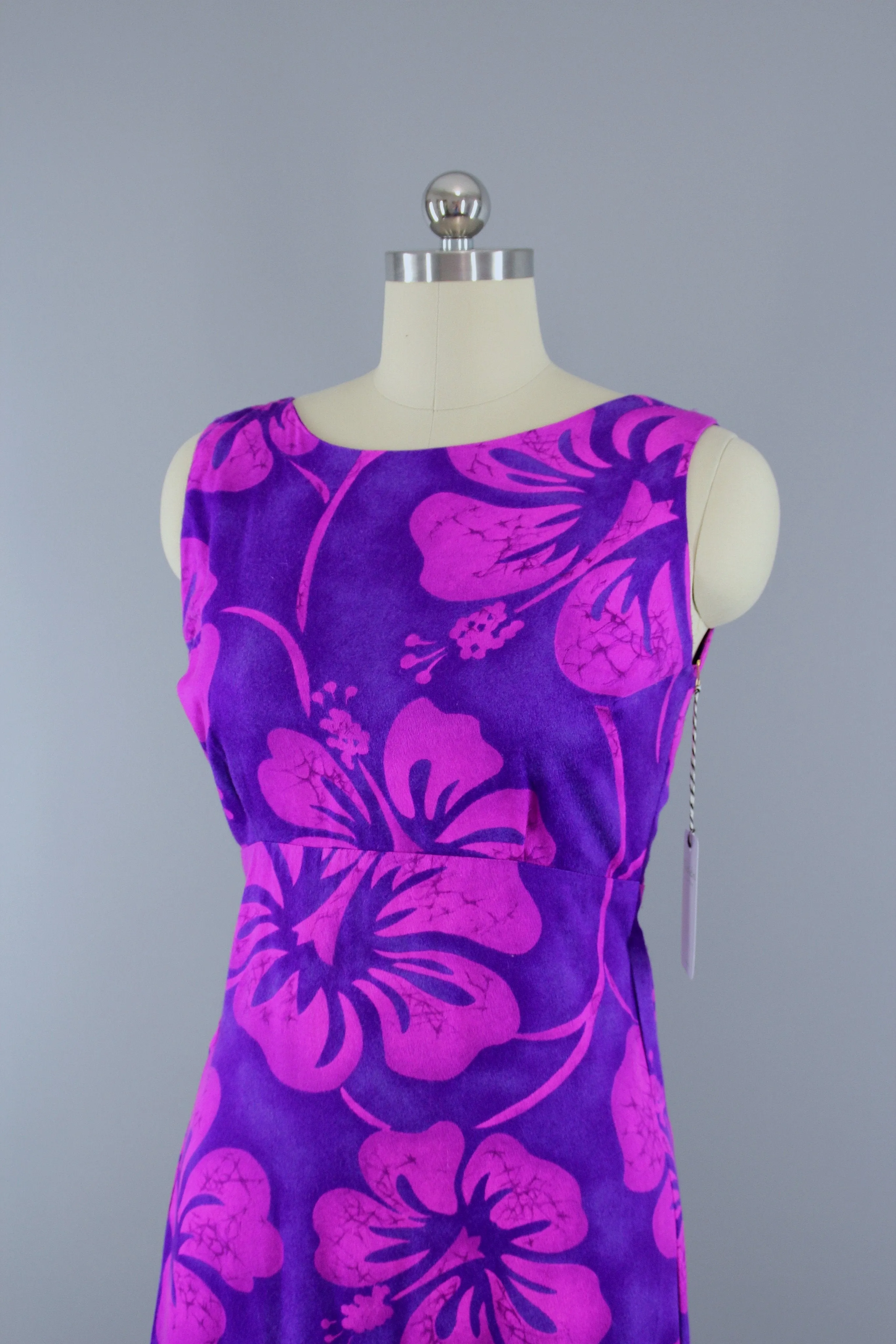 Vintage 1960s Ludy's Purple Hawaiian Wrap Maxi Dress