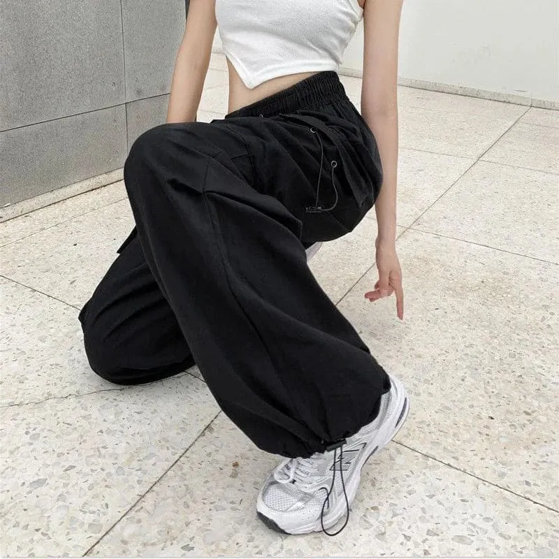 Women’s Black Wide Leg Cargo Pants with High Waist and Pockets