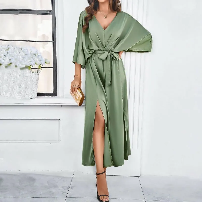 Wrap-style Maxi Dress with V-neck Loose Fit and Tie Waist